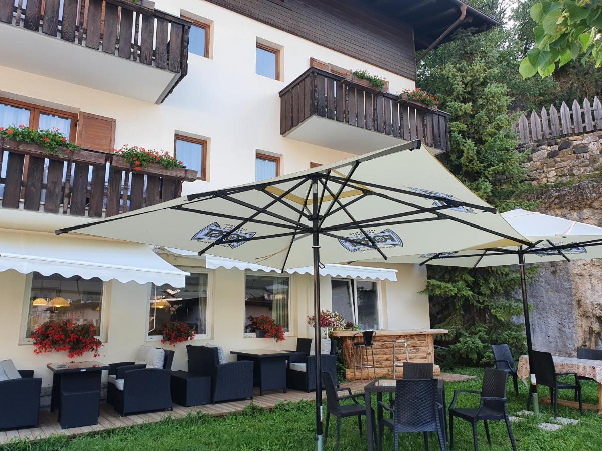 Albergo Bar Ristorante Dolomia Badia  Eksteriør billede